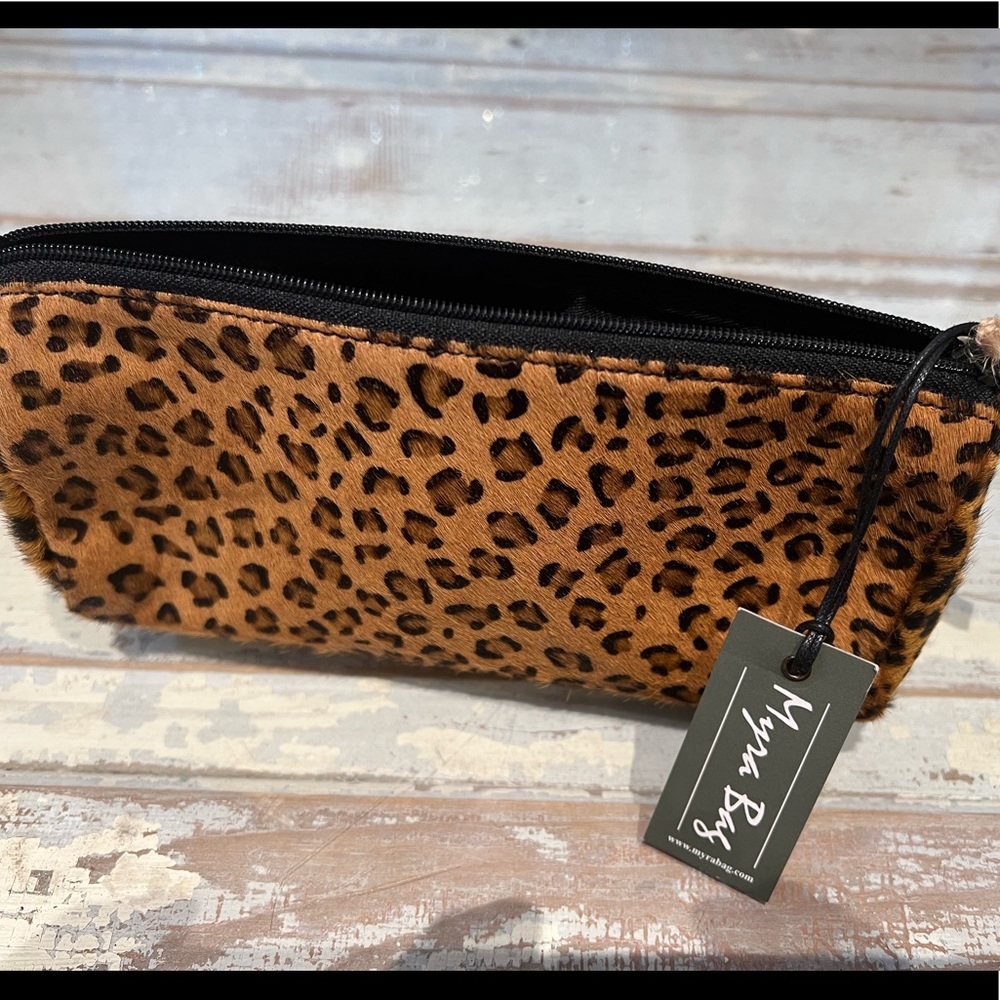 NWT Myra Pouch
